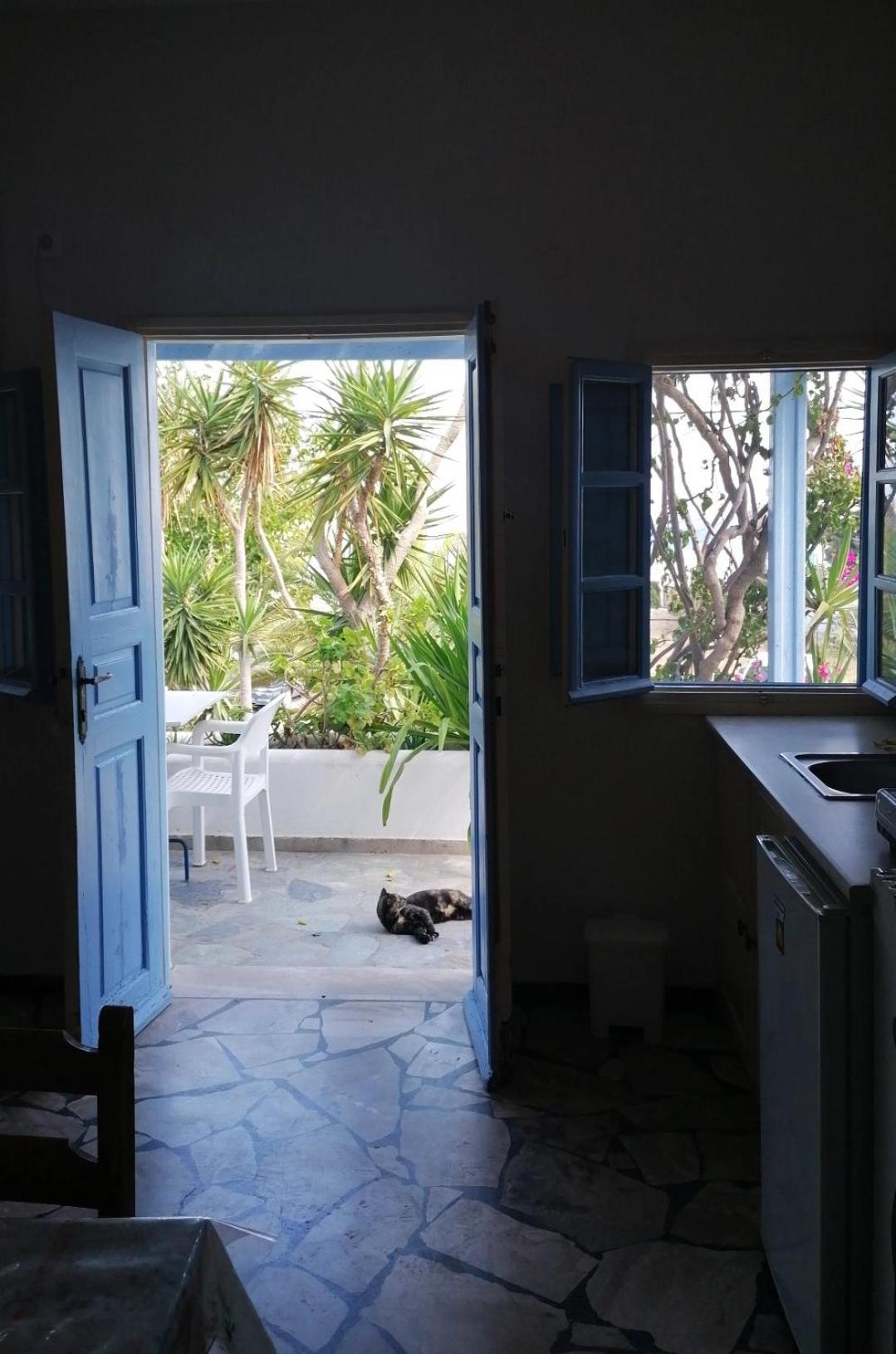 Vocamvilia Apartments Kamari (Santorini)
