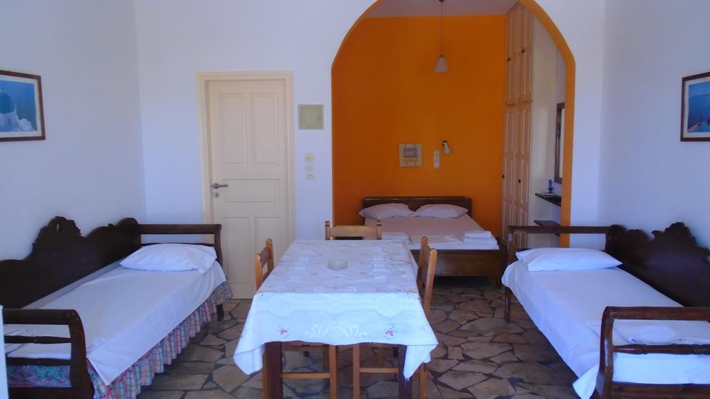 Vocamvilia Apartments Kamari (Santorini)